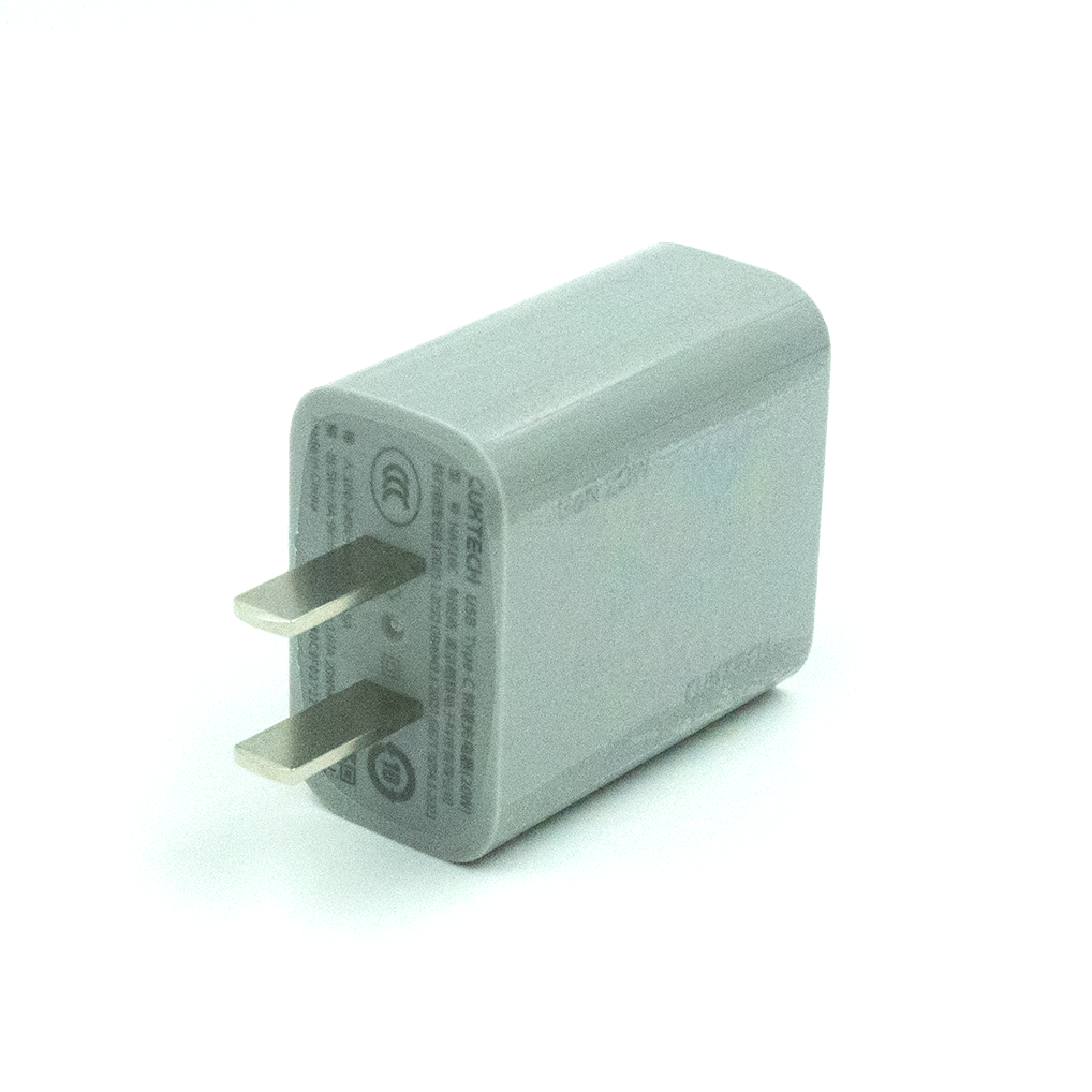 Cargador Cuktech 20w GaN con cable tipo C-C